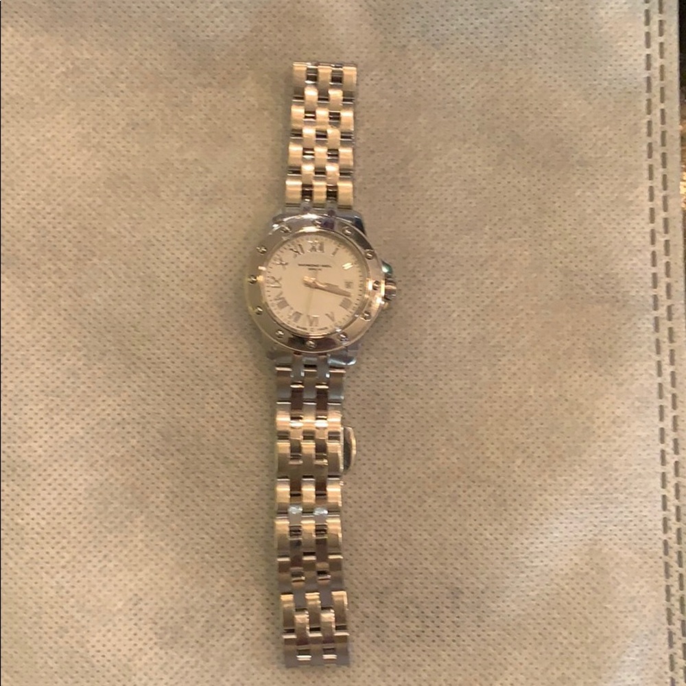 Beautiful ladies Raymond Weil watch